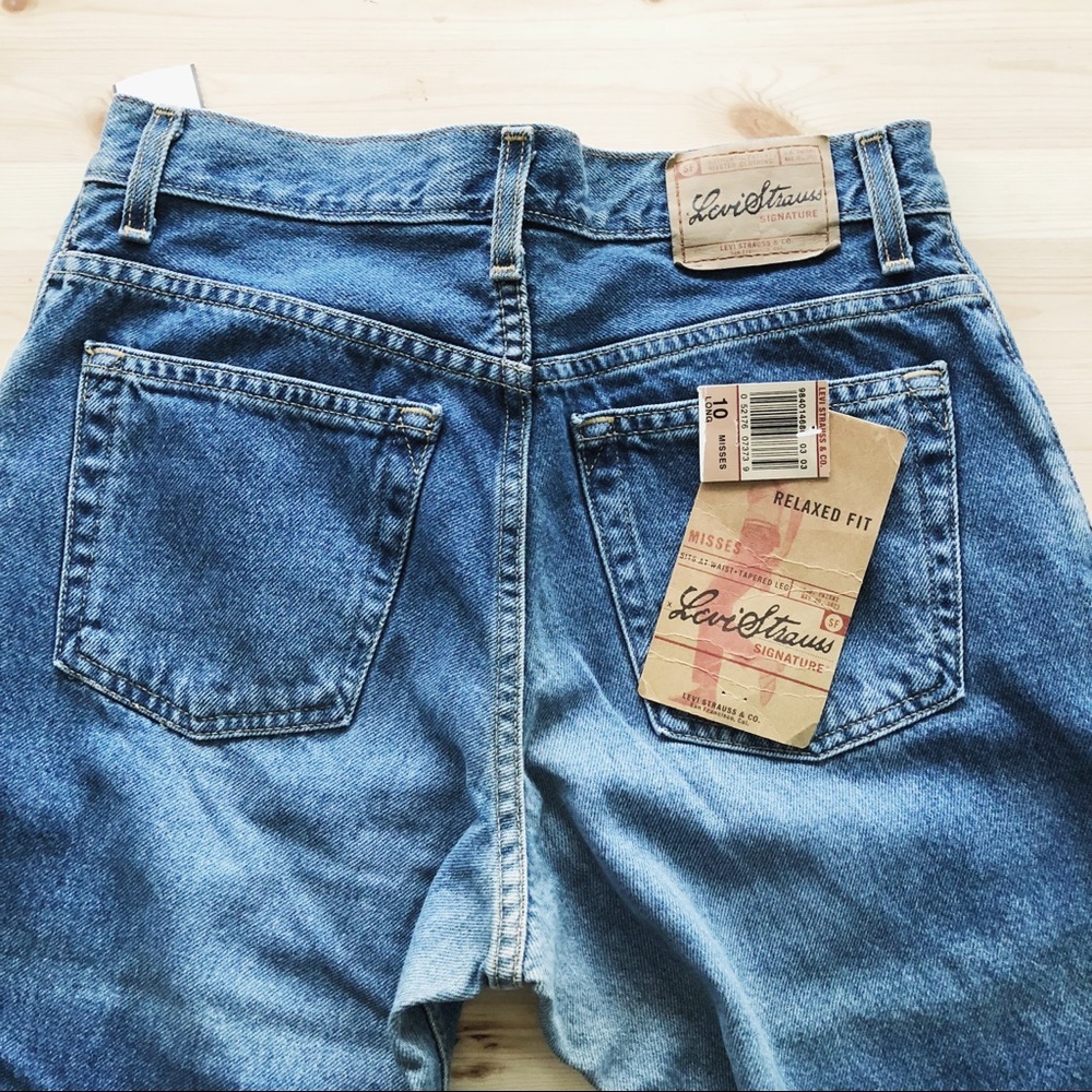 Levi Strauss Signature